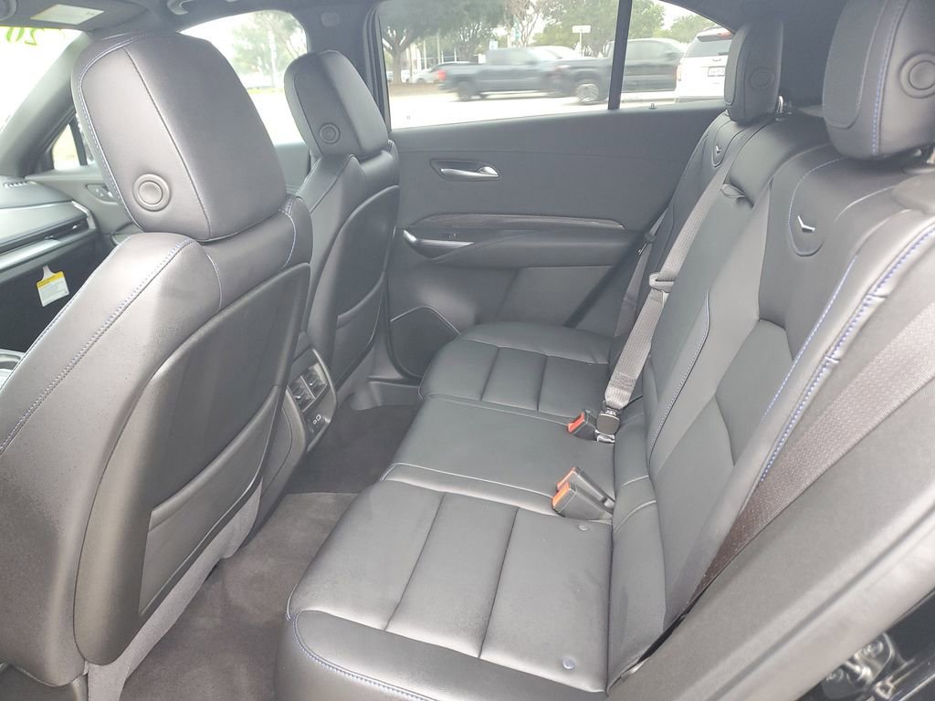 Used 2025 Cadillac XT4 Sport w/ Cold Weather Package image 15