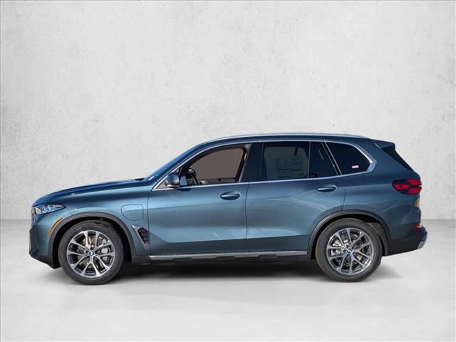 New 2026 BMW X5 xDrive50e image 5