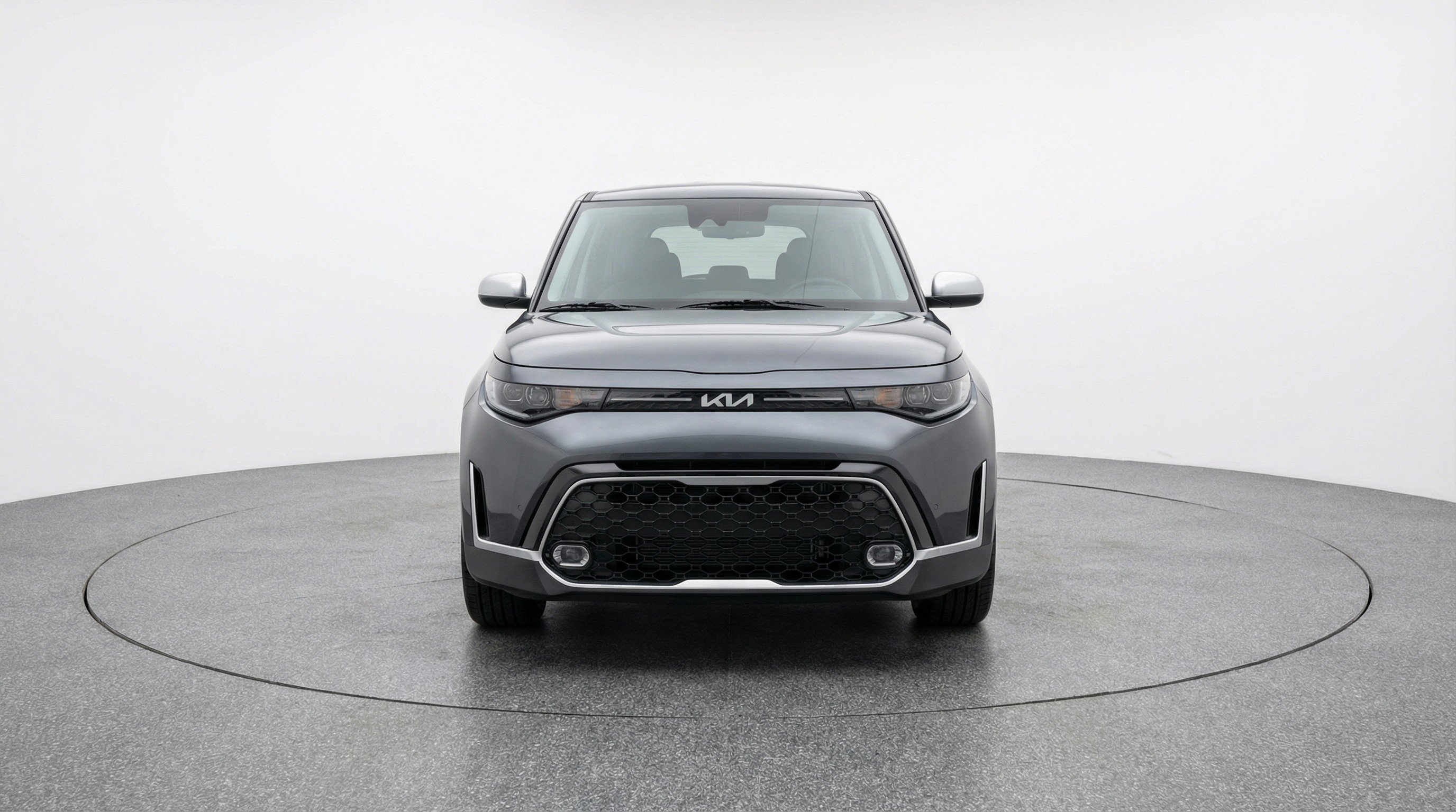 Used 2025 Kia Soul LX w/ LX Technology Package FWD image 2