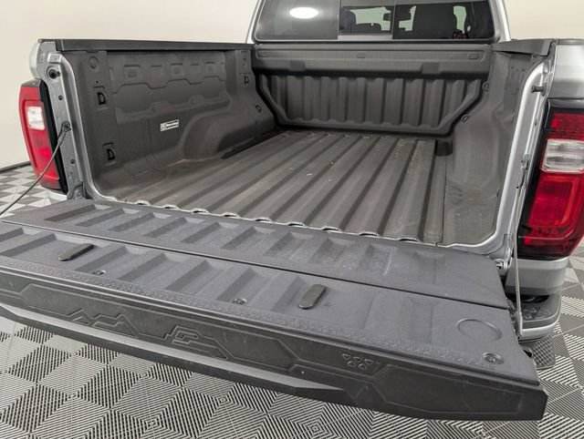 Used 2024 GMC Canyon Elevation w/ Elevation Premium Package AWD/4WD image 26
