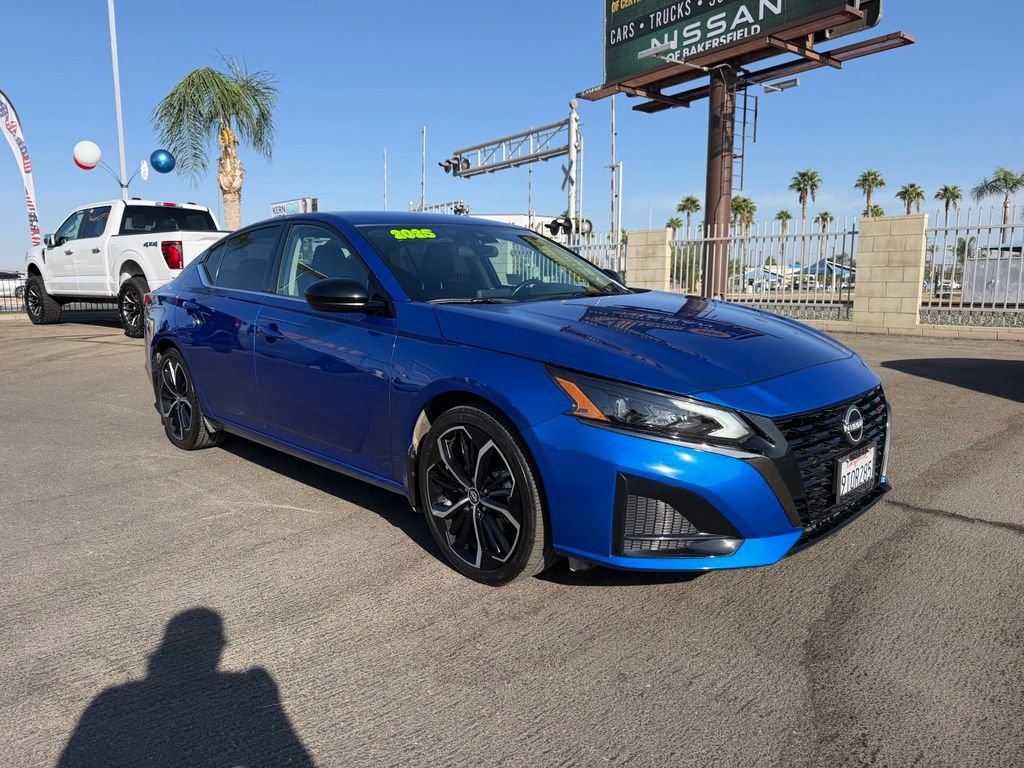 Certified 2025 Nissan Altima 2.5 SR