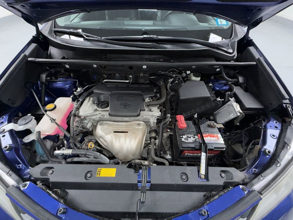 Used 2015 Toyota RAV4 XLE AWD/4WD image 19