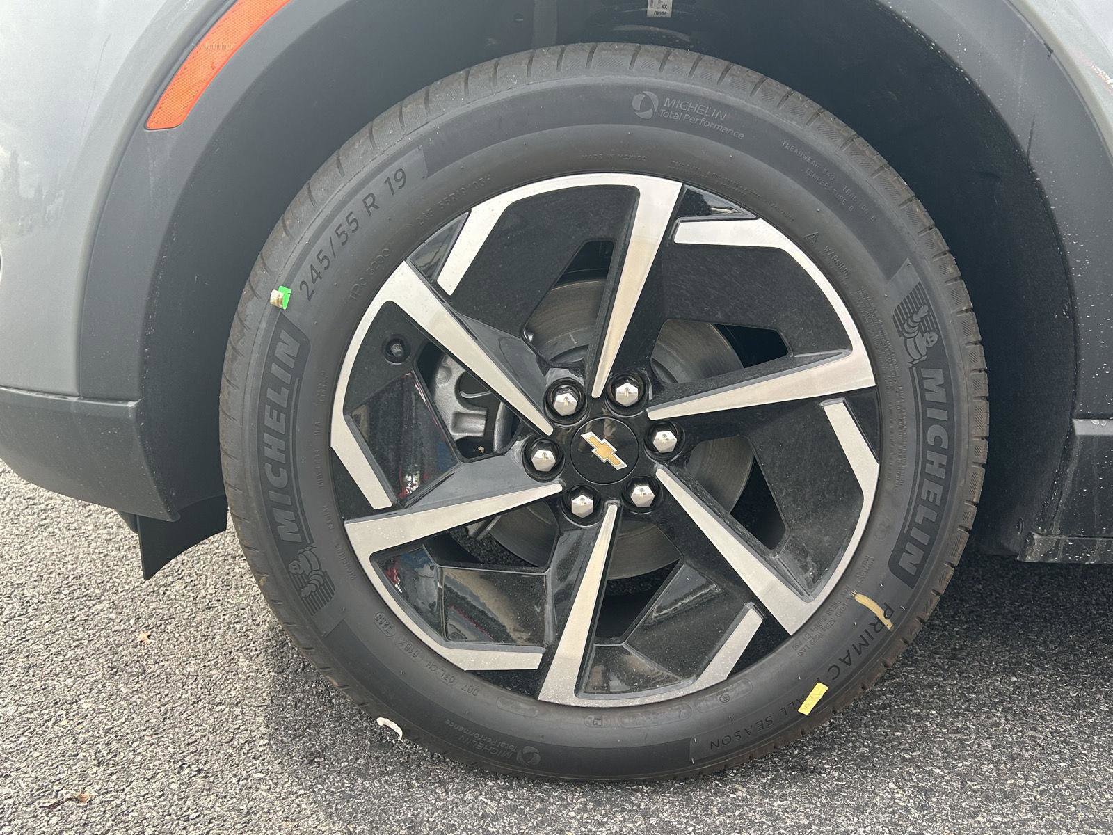 New 2026 Chevrolet Equinox EV LT image 11