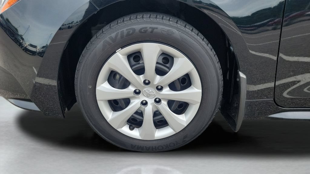 Used 2023 Toyota Corolla LE FWD image 26