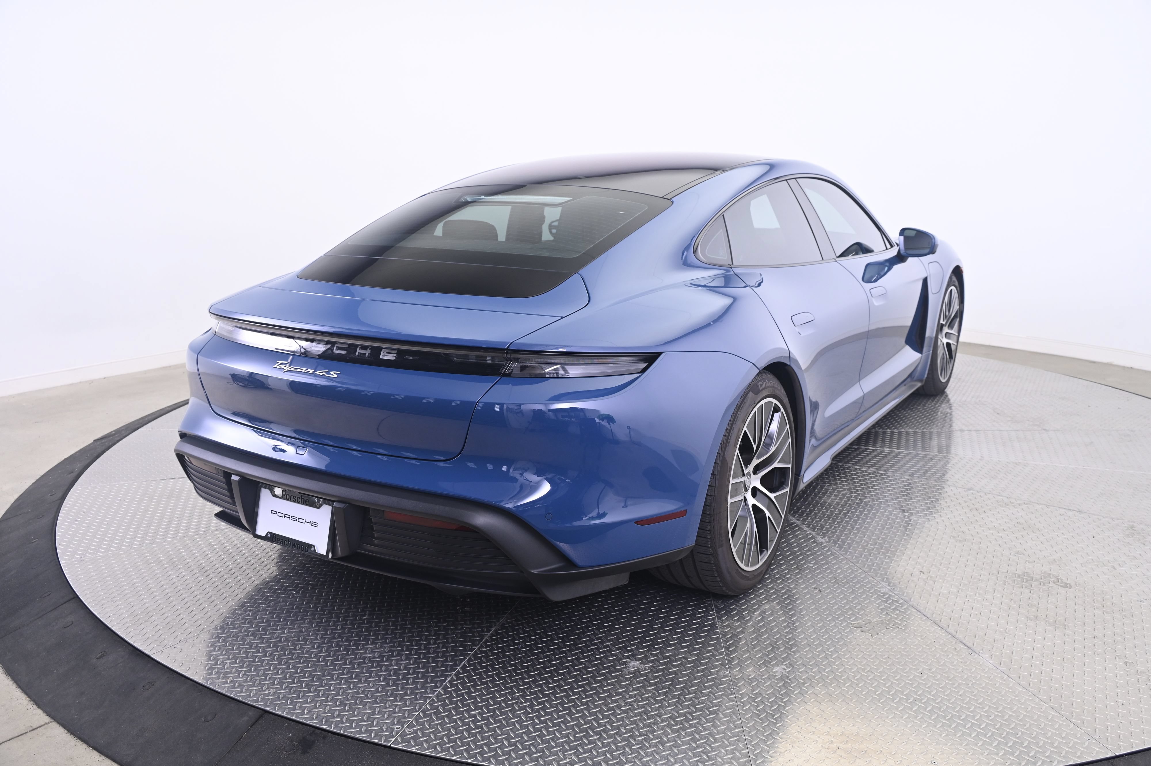 Certified 2023 Porsche Taycan 4S AWD/4WD image 7