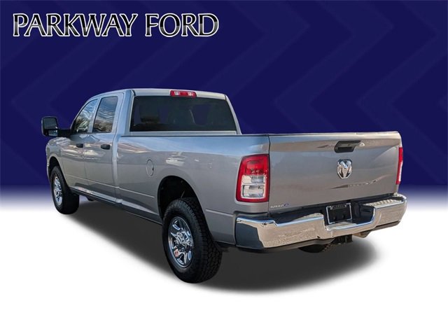 Used 2024 RAM 2500 Tradesman w/ Chrome Appearance Group image 7