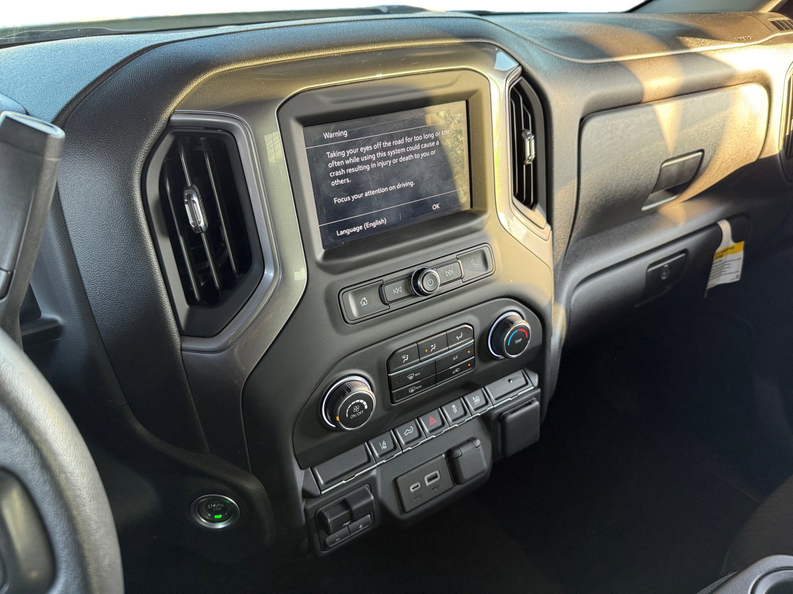 Used 2024 Chevrolet Silverado 2500 Custom w/ Custom Convenience Package image 15