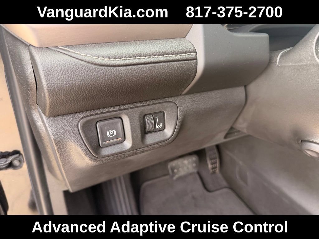 Used 2019 GMC Acadia Denali w/ Technology Package FWD image 16
