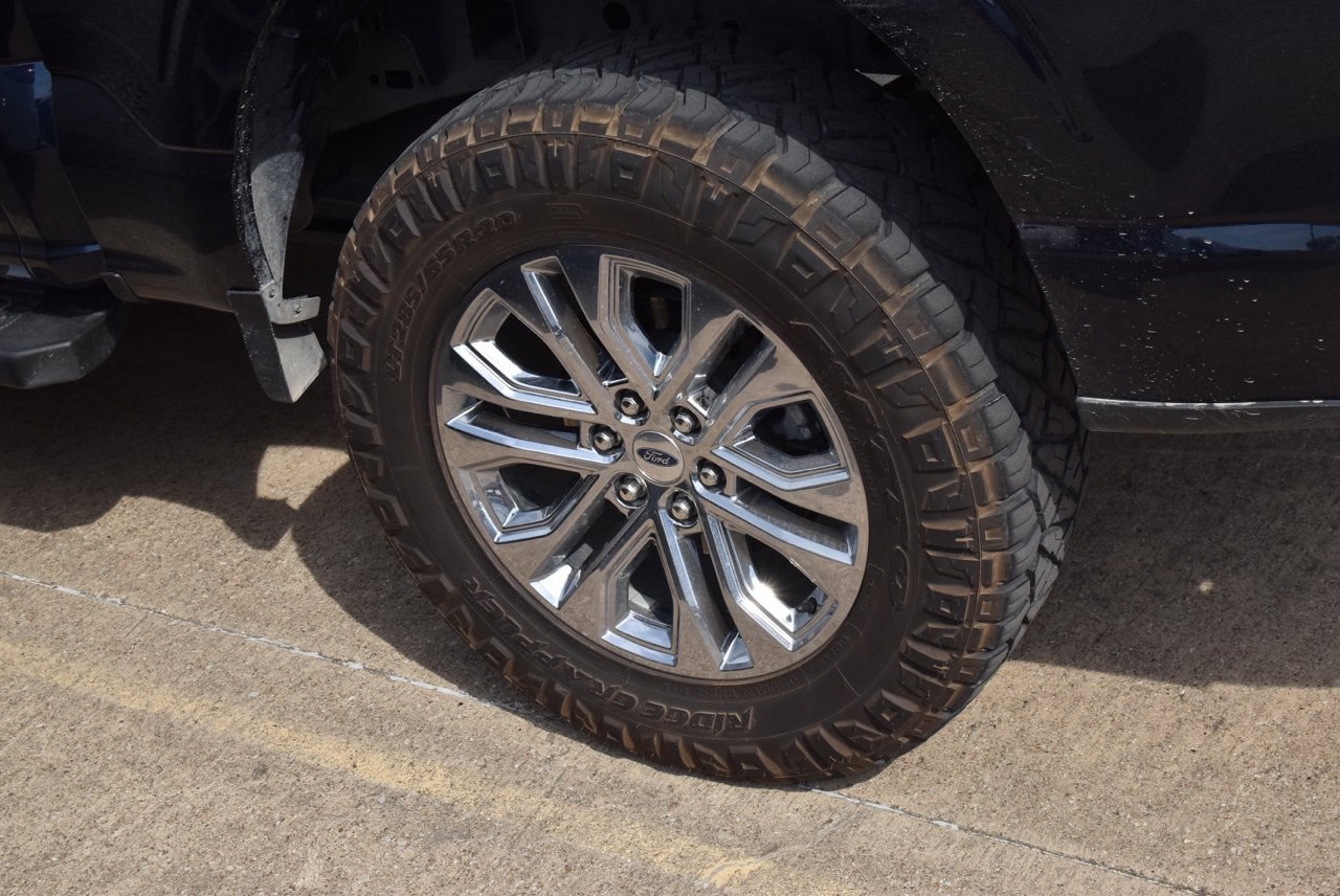 Used 2024 Ford F150 Lariat w/ FX4 Off-Road Package AWD/4WD image 12