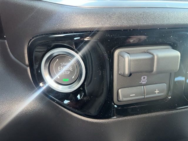New 2026 Chevrolet Silverado 1500 RST w/ Dark Appearance Package image 29