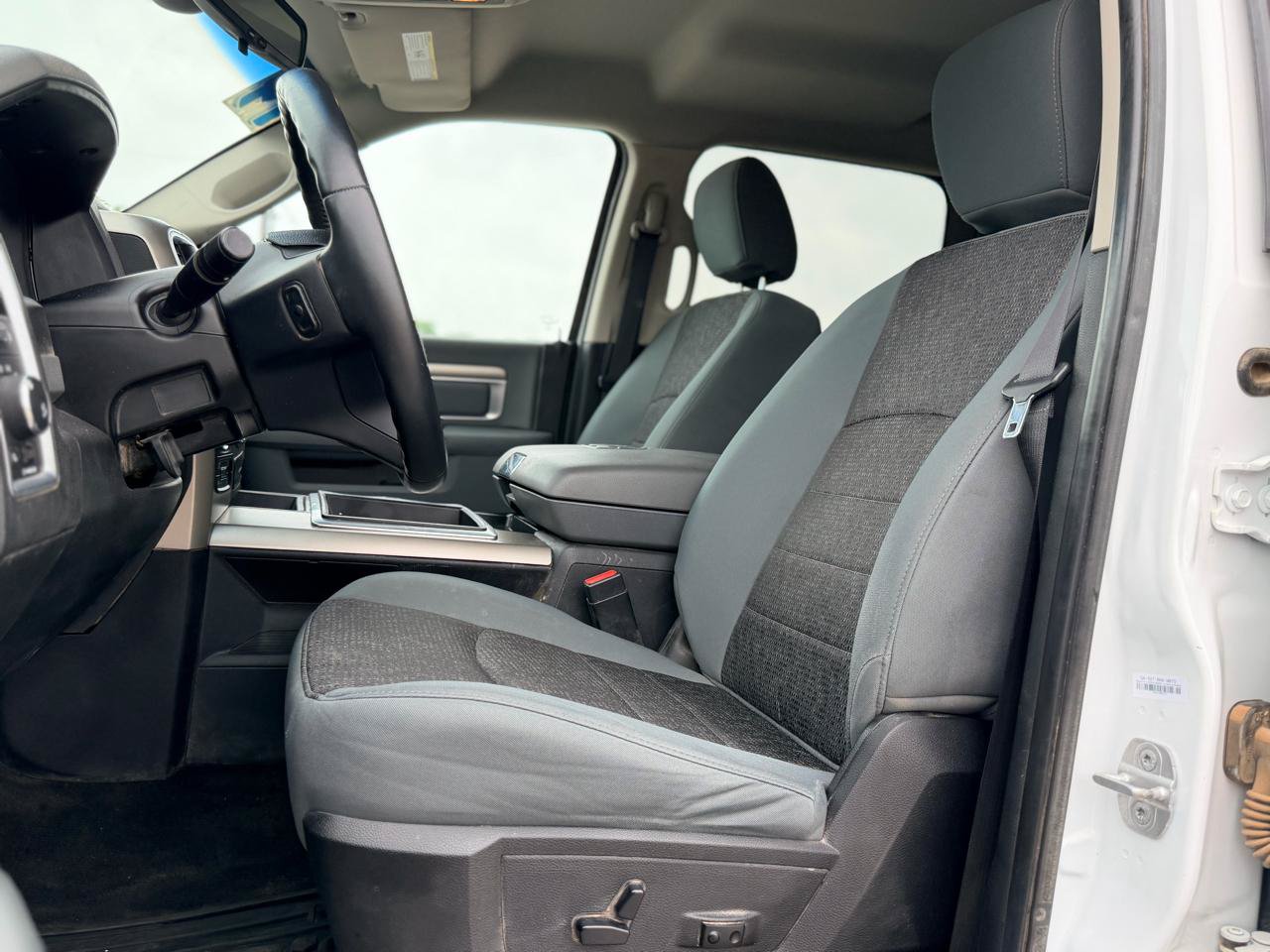 Used 2014 RAM 1500 Lone Star AWD/4WD image 10