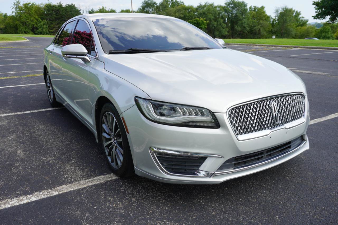 Used 2017 Lincoln MKZ Premiere FWD image 11