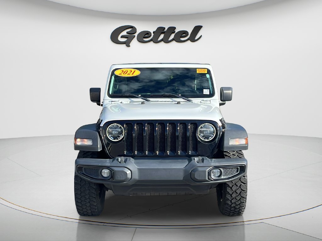 Used 2021 Jeep Wrangler Sport AWD/4WD image 2