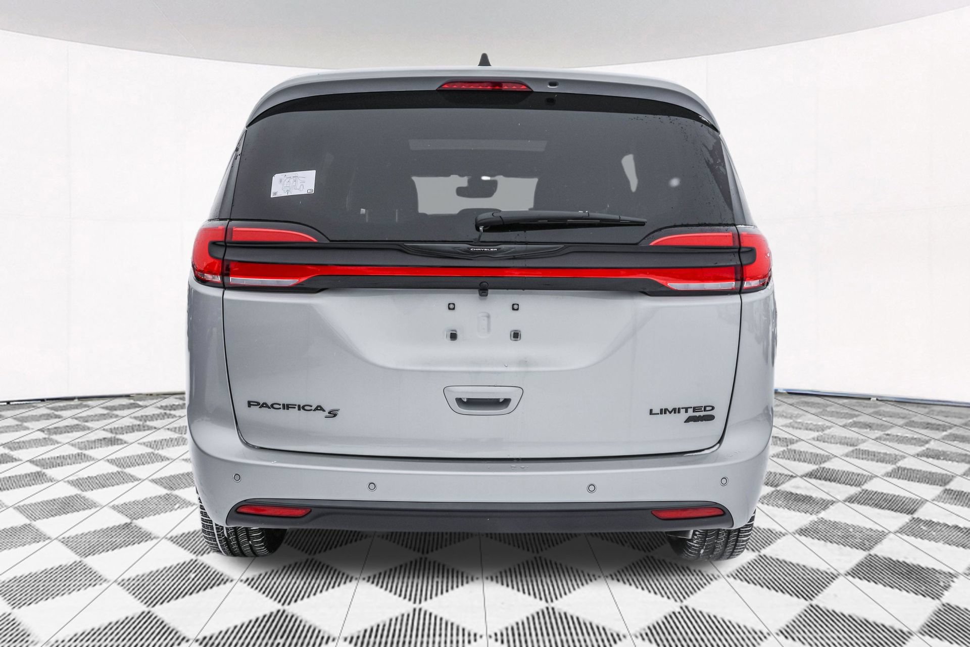 New 2026 Chrysler Pacifica Limited w/ S Appearance Package AWD/4WD image 13