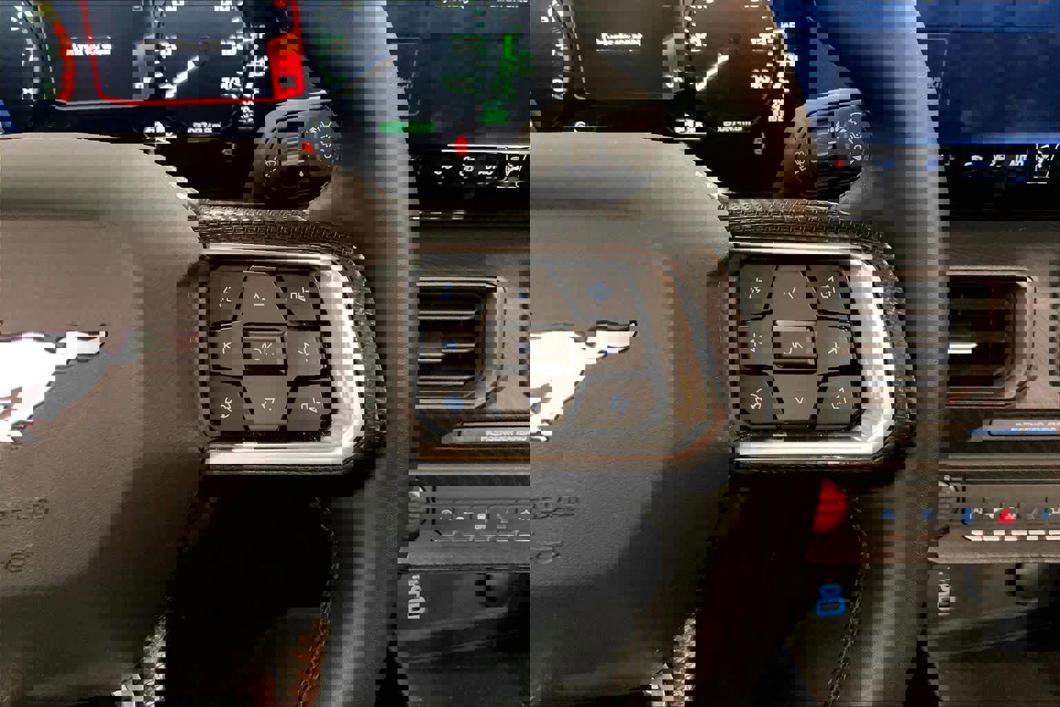 Used 2024 Ford Mustang Convertible image 22