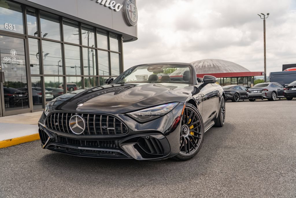 Used 2023 Mercedes-Benz SL 63 AMG 4MATIC w/ Driver Assistance Package image 3