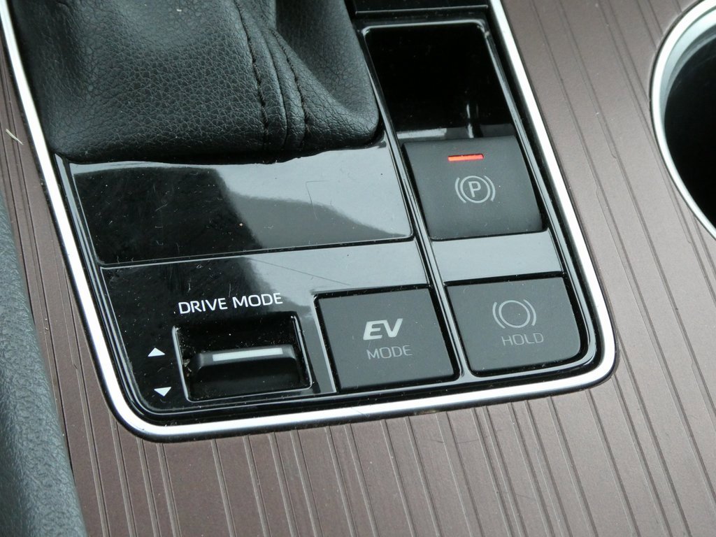 Used 2023 Toyota Sienna XLE image 15