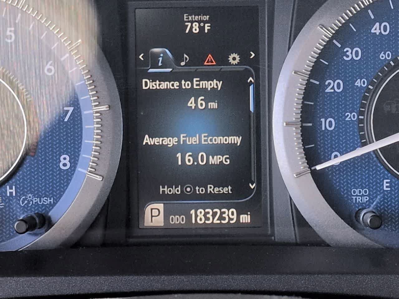 Used 2015 Toyota Sienna XLE FWD image 31