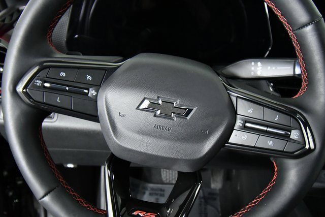 Used 2025 Chevrolet Equinox RS image 2