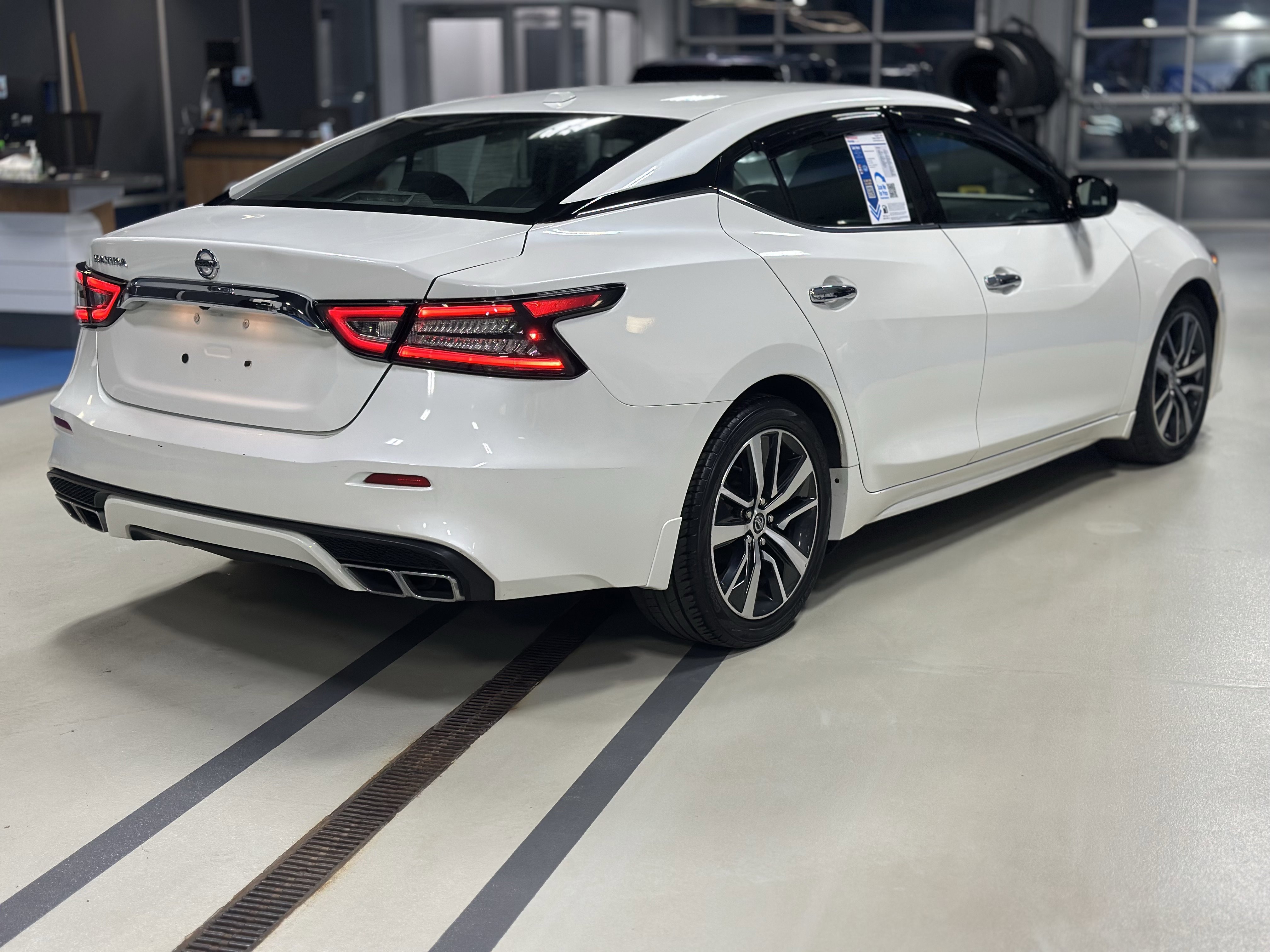 Used 2019 Nissan Maxima 3.5 S w/ Floor Mat Group image 4