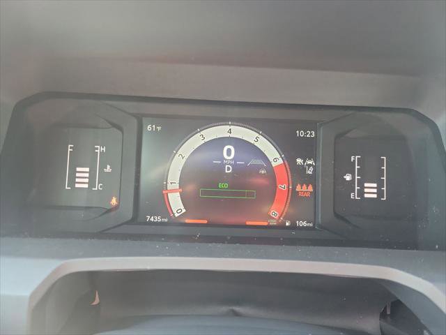 Certified 2025 Toyota Tacoma SR5 image 34