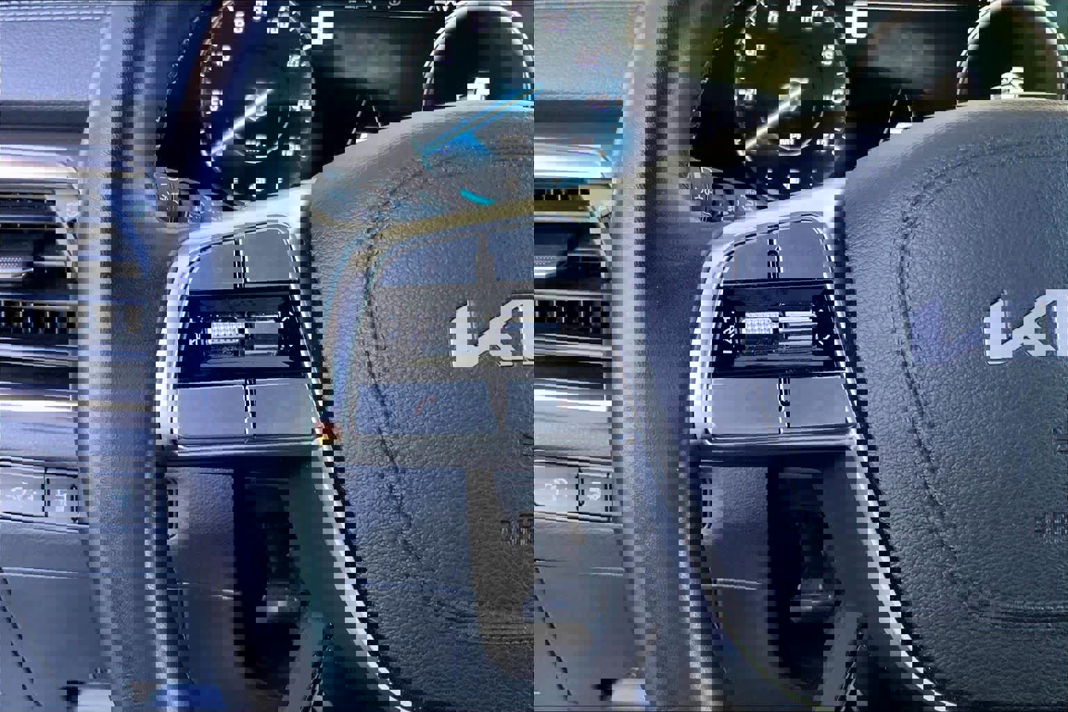 Used 2024 Kia Telluride SX X-Pro image 45