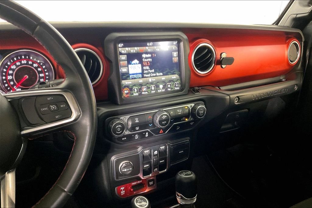 Used 2018 Jeep Wrangler Unlimited Rubicon AWD/4WD image 9