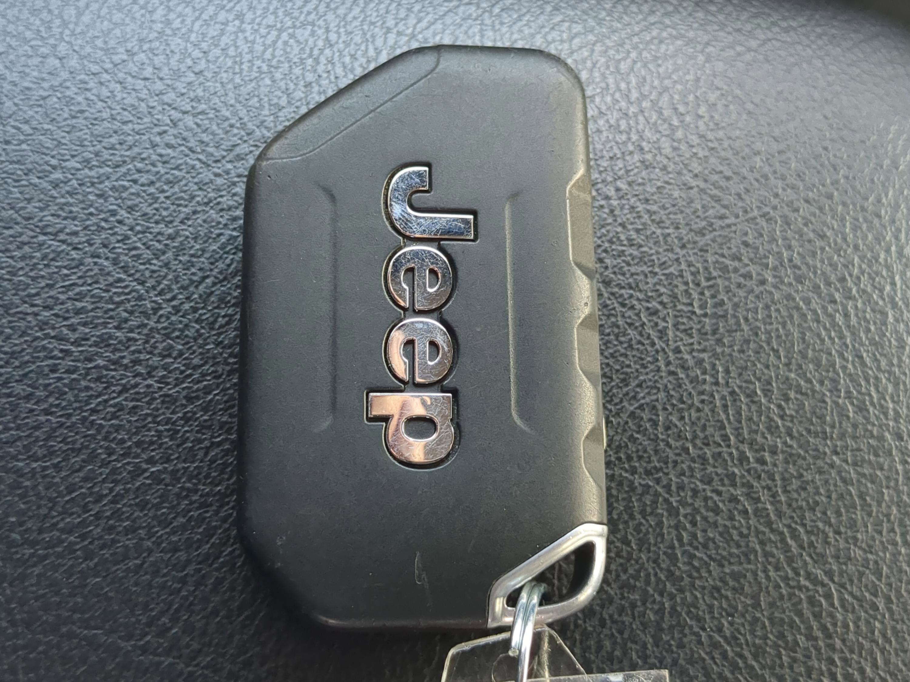 Used 2021 Jeep Gladiator Sport image 24