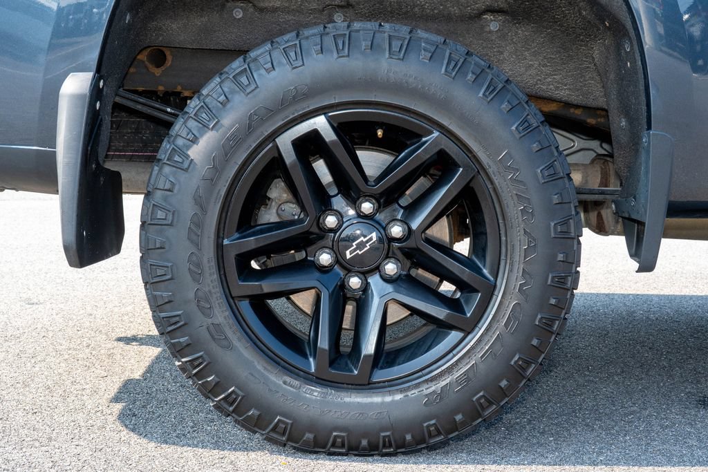 Used 2021 Chevrolet Silverado 1500 LT Trail Boss w/ Convenience Package II AWD/4WD image 33