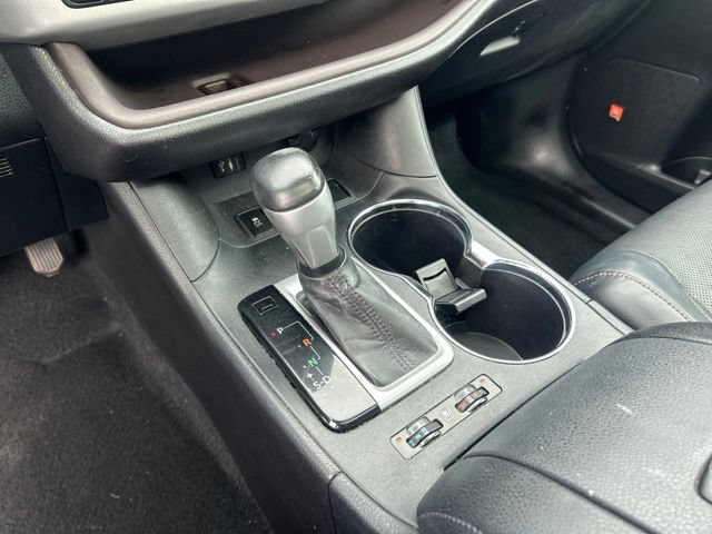 Used 2014 Toyota Highlander Limited FWD image 26