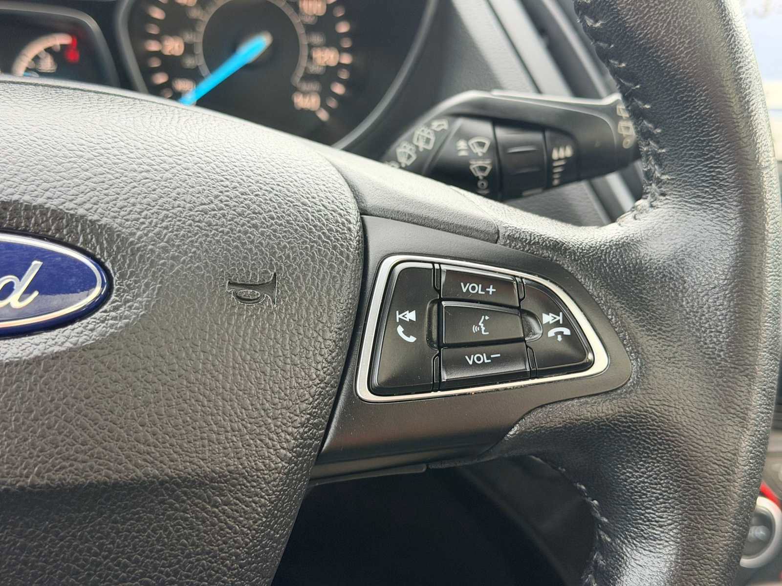 Used 2018 Ford Escape Titanium image 26