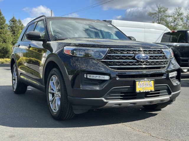 Certified 2023 Ford Explorer XLT w/ Equipment Group 202A image 49