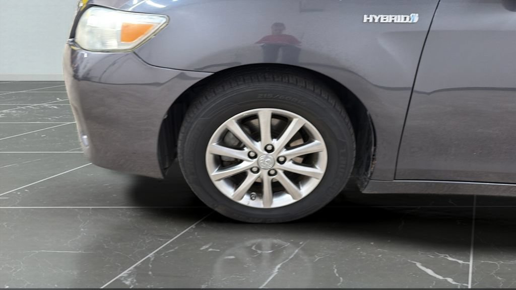Used 2010 Toyota Camry Hybrid FWD image 18