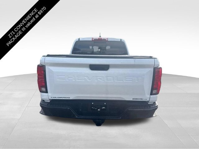 Used 2025 Chevrolet Colorado Z71 w/ Z71 Convenience Package 2 AWD/4WD image 4