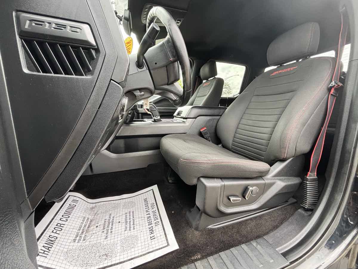 Used 2018 Ford F150 XLT w/ Equipment Group 302A Luxury AWD/4WD image 11