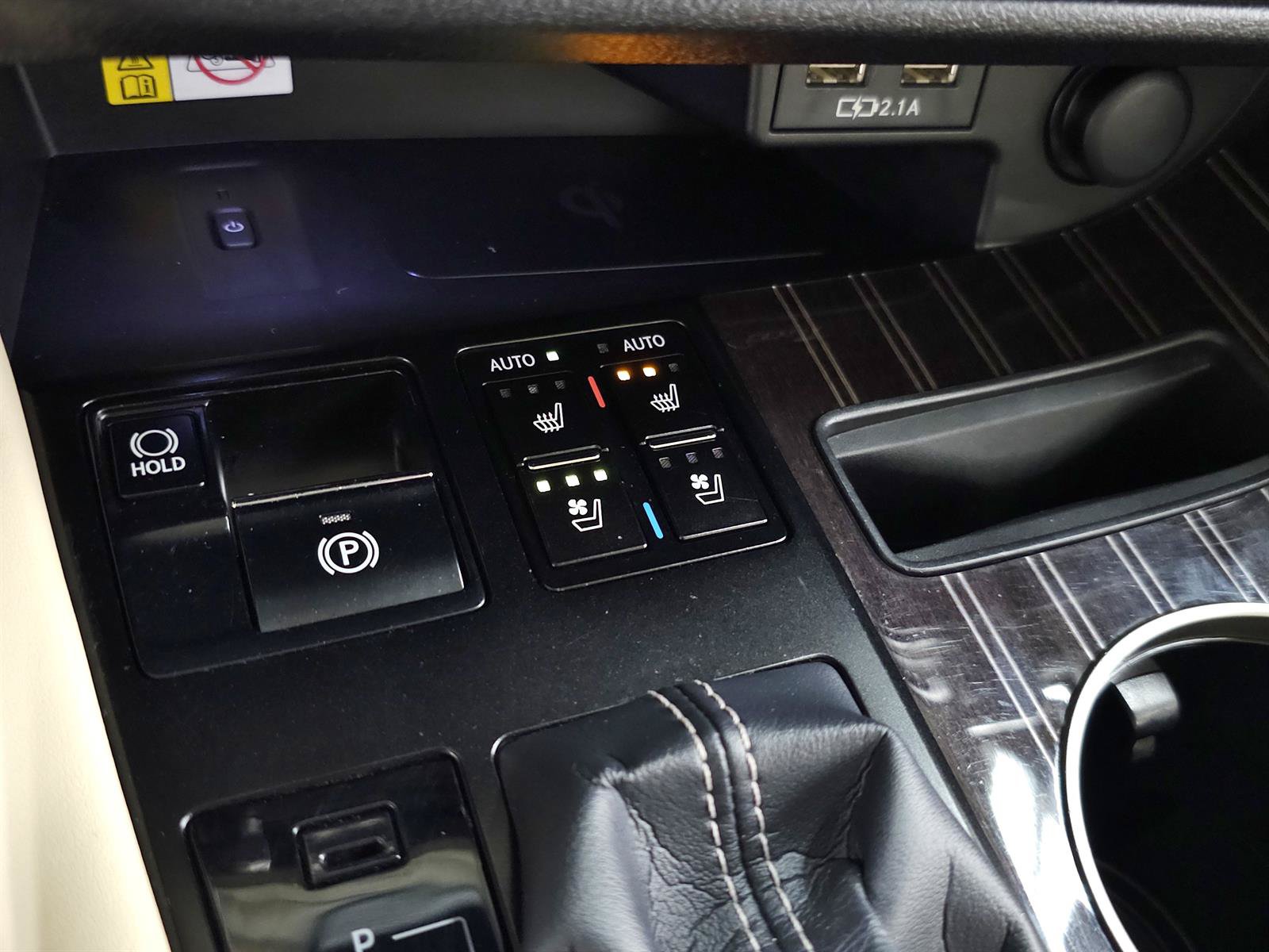Used 2021 Lexus RX 450h AWD w/ Luxury Package image 33