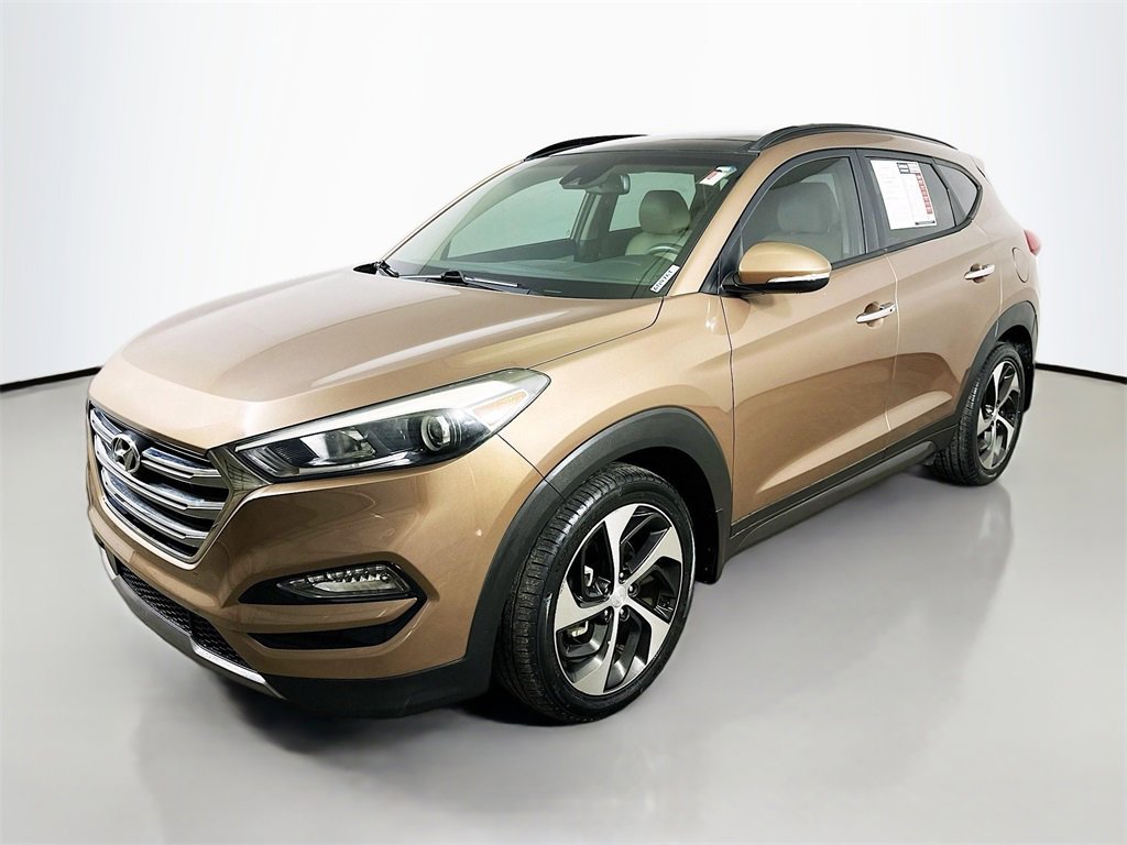 Used 2016 Hyundai Tucson Limited w/ Option Group 03 image 3