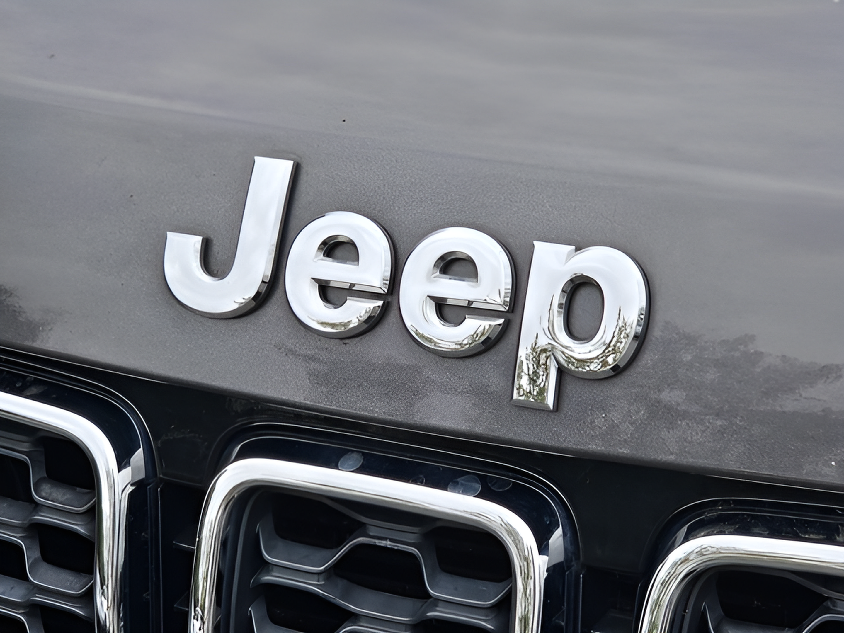 Used 2018 Jeep Grand Cherokee Limited w/ Luxury Group II RWD image 33