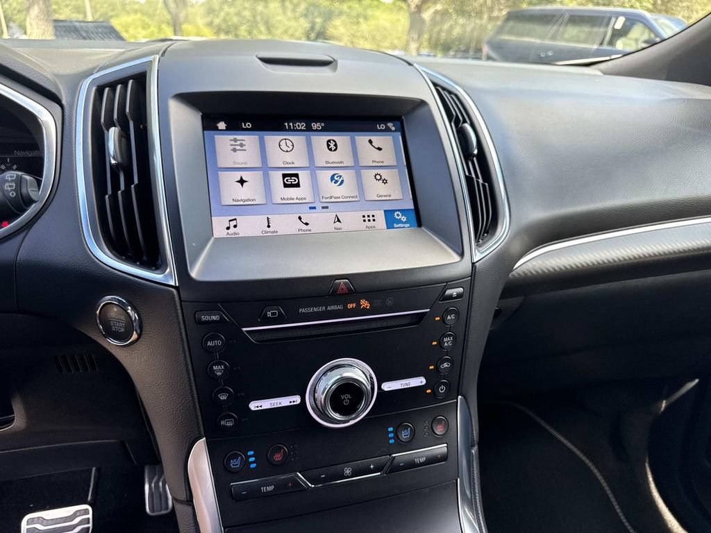 Used 2019 Ford Edge ST w/ Equipment Group 401A AWD/4WD image 23