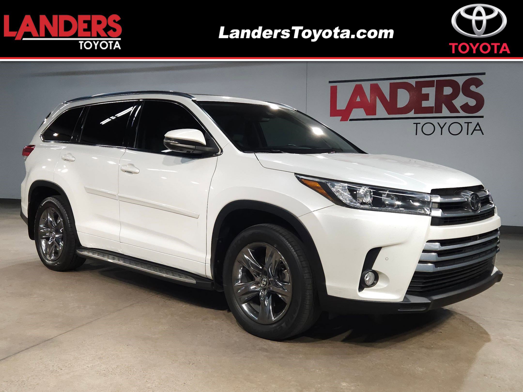 Used 2017 Toyota Highlander Limited Platinum image 1