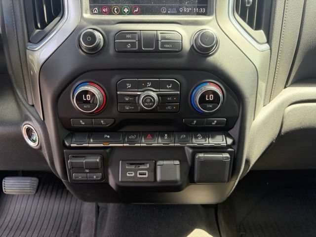 Used 2020 Chevrolet Silverado 2500 LT w/ Texas Edition AWD/4WD image 18