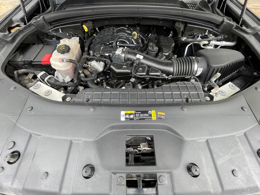 Used 2024 Jeep Grand Cherokee Limited AWD/4WD image 34
