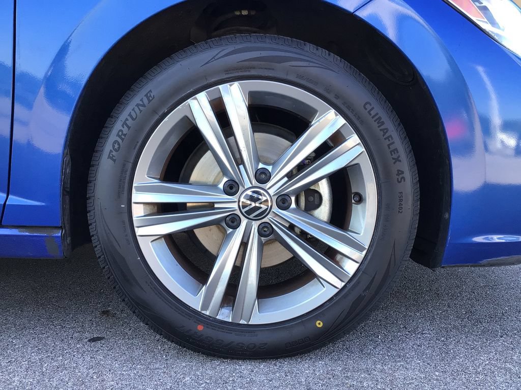 Used 2024 Volkswagen Jetta SE FWD image 16