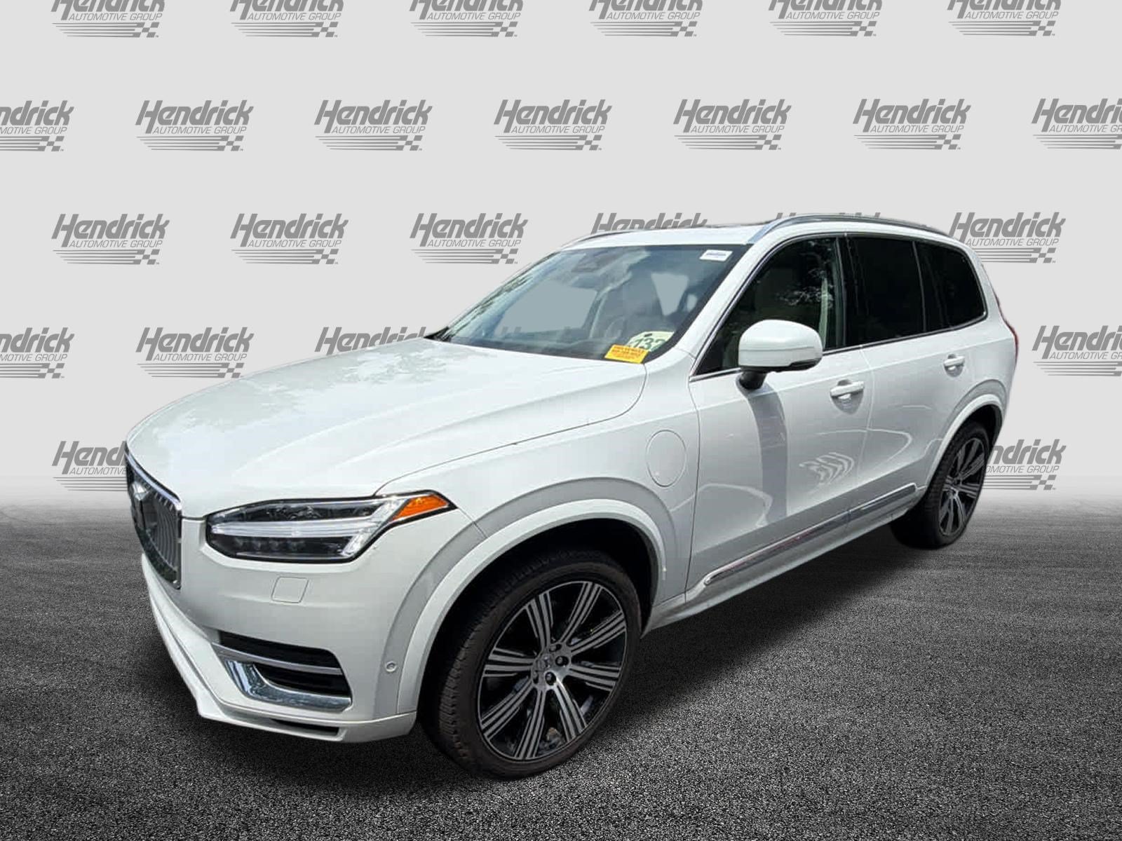 Used 2024 Volvo XC90 T8 Ultimate w/ Protection Package Premier AWD/4WD image 8