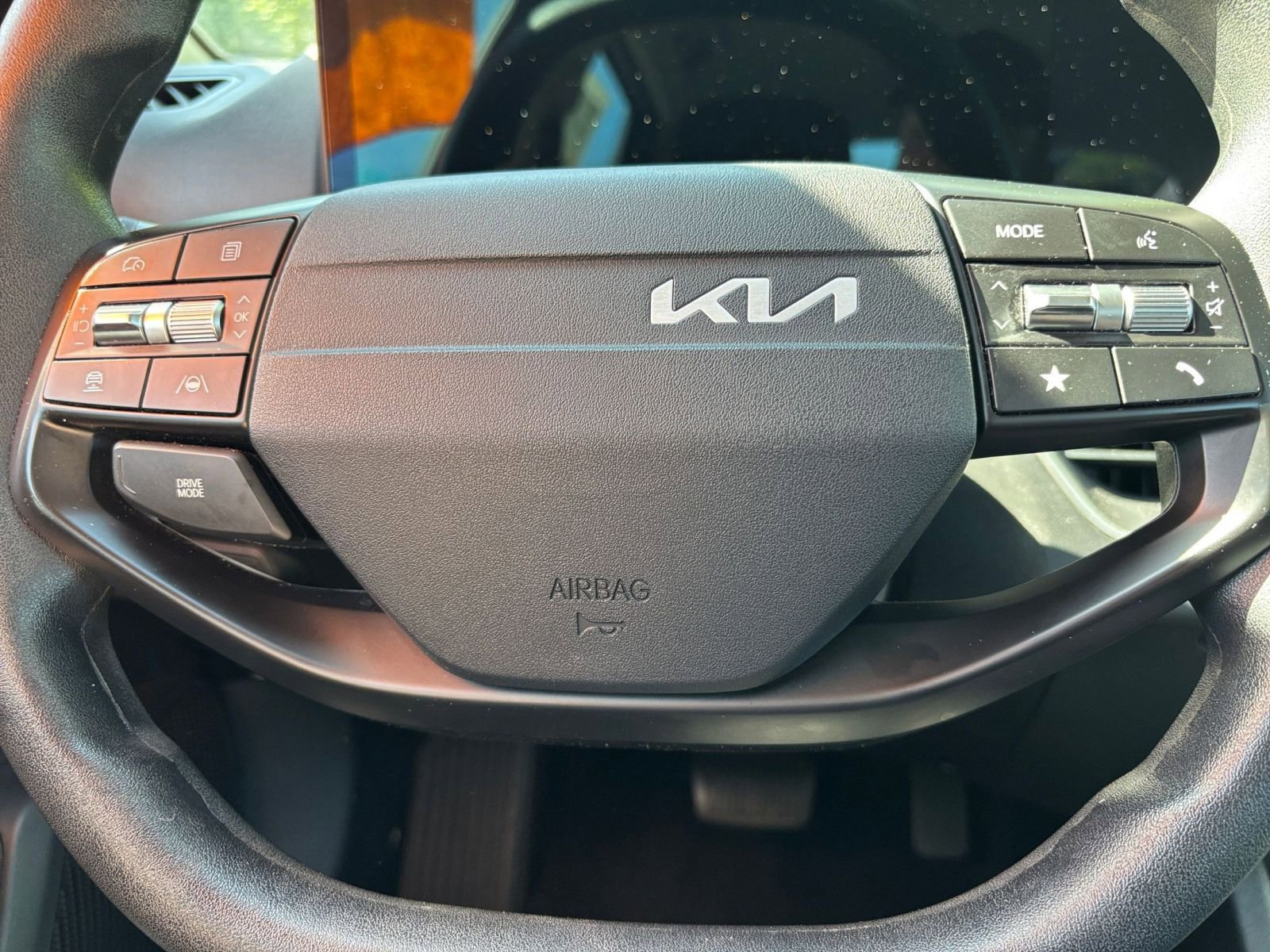Used 2025 Kia K4 FWD image 27