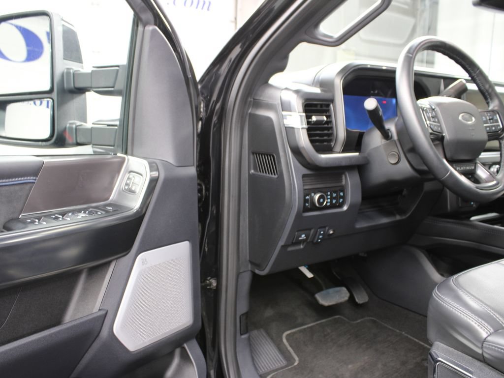 Used 2026 Ford F450 Platinum AWD/4WD image 67