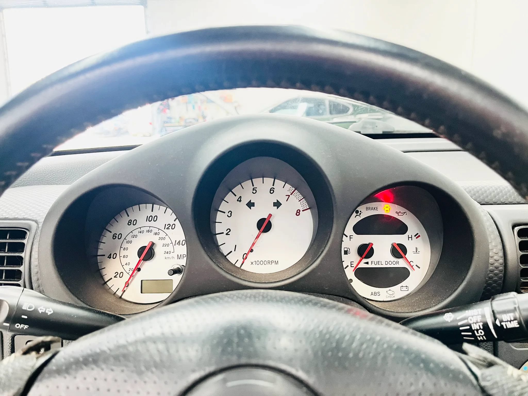 Used 2002 Toyota MR2 RWD image 21