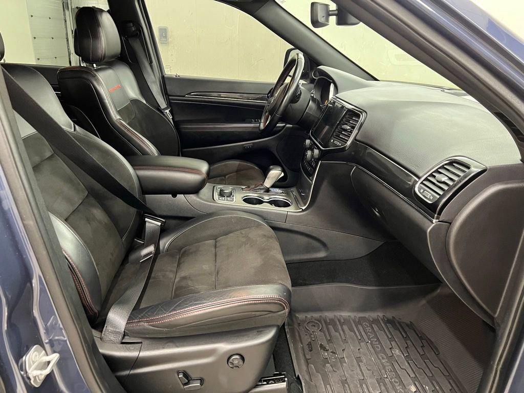Used 2020 Jeep Grand Cherokee Trailhawk w/ Premium Lighting Group image 7