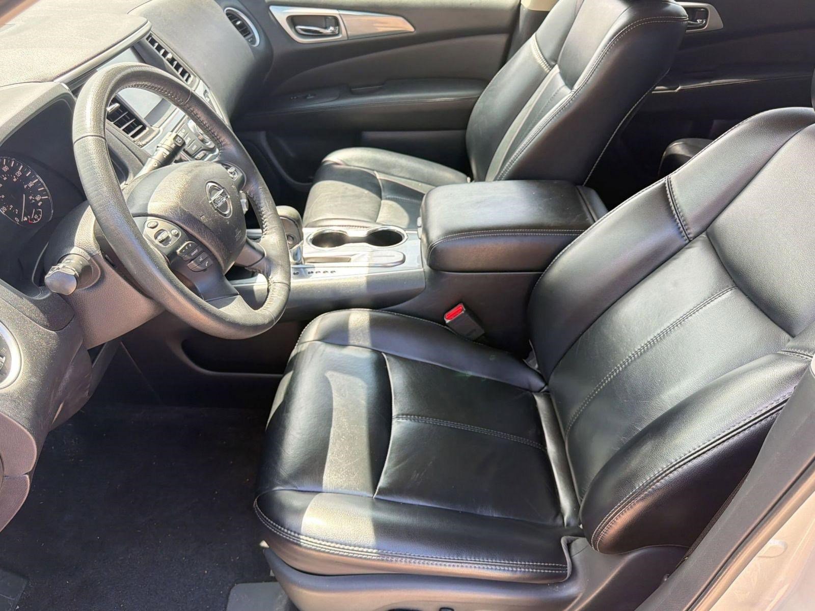 Used 2017 Nissan Pathfinder SL FWD image 5
