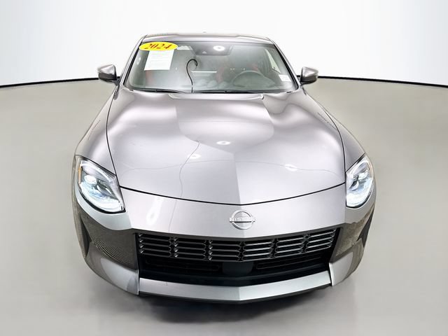 Used 2024 Nissan Z Performance w/ Floor Mat Package RWD image 2